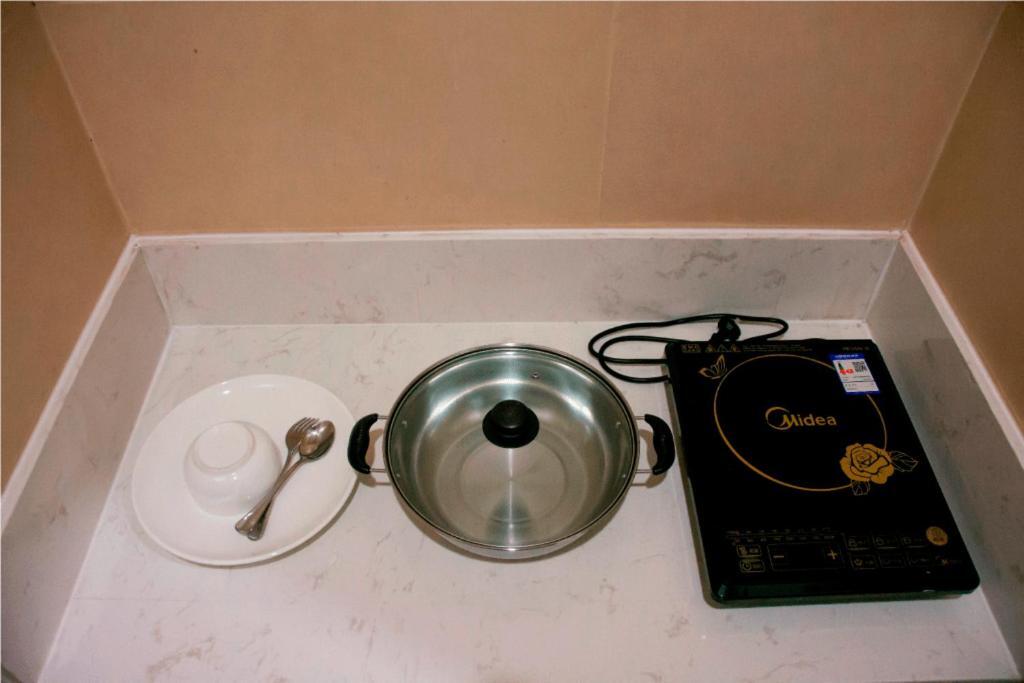 Green Rose Hotel Batam Екстер'єр фото